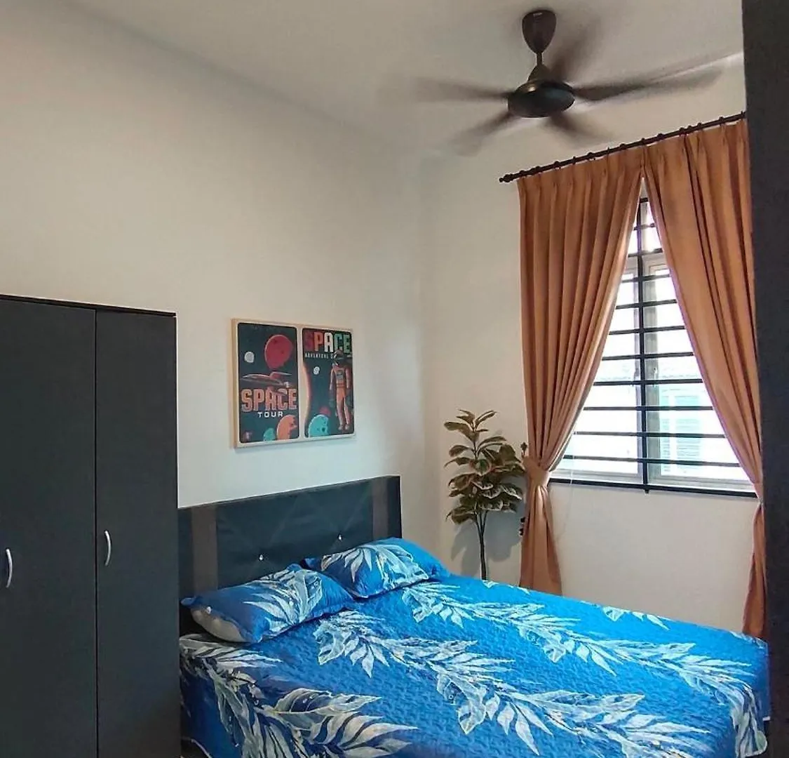 Holiday home Dt2165 Homestay 4 Room 8 Guest Kampong Ayer Resam